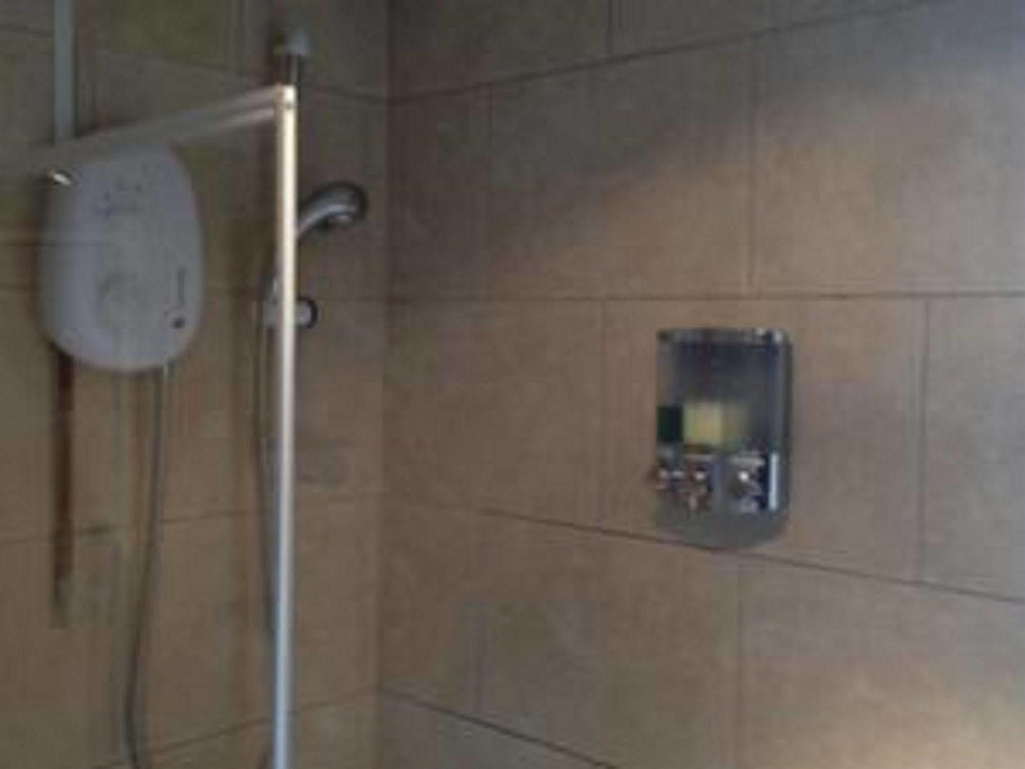 The Kingscliffe Guesthouse Manchester Eksteriør bilde