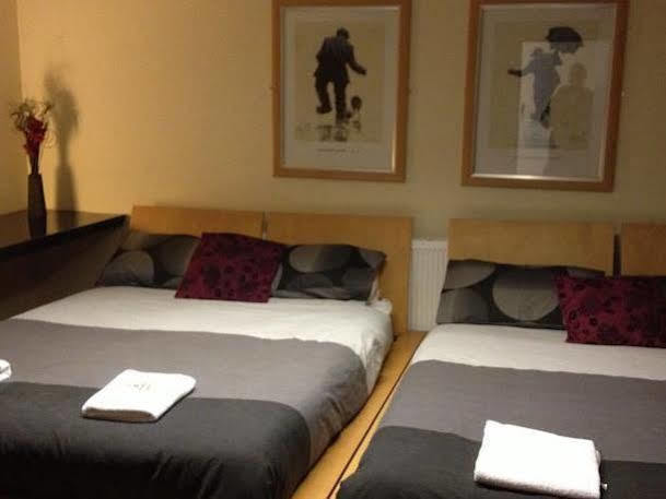 The Kingscliffe Guesthouse Manchester Eksteriør bilde